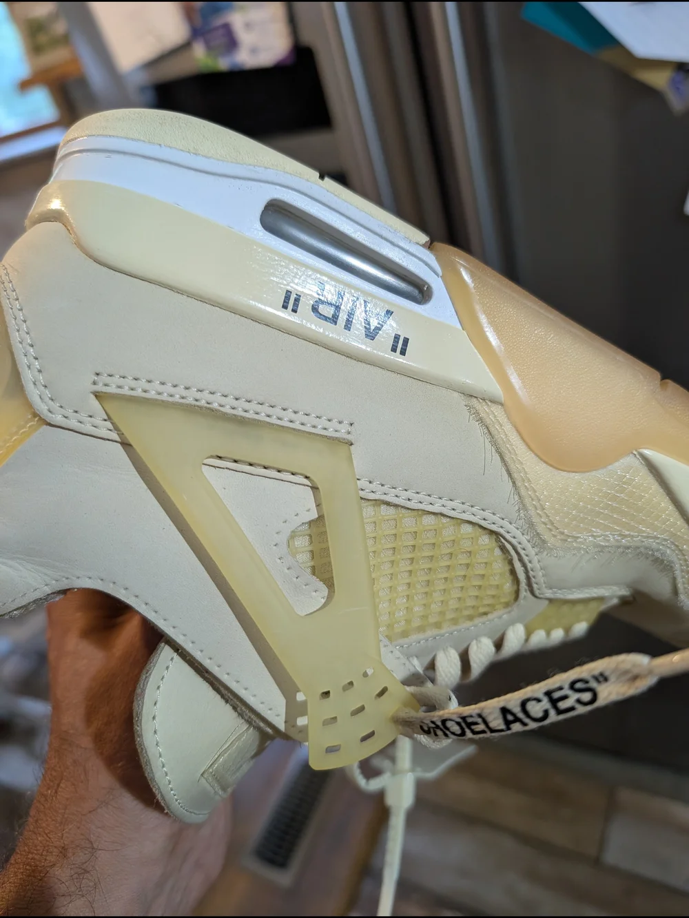 Women's Off-White x Air Jordan 4 Retro 